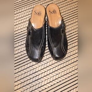 Söfft Black Leather Slip-On Shoes